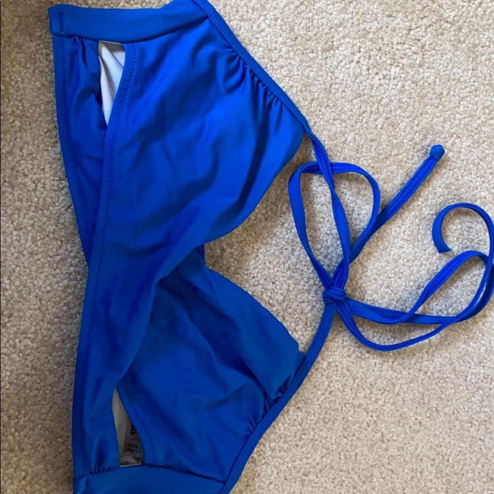 royal blue vs pink bikini top